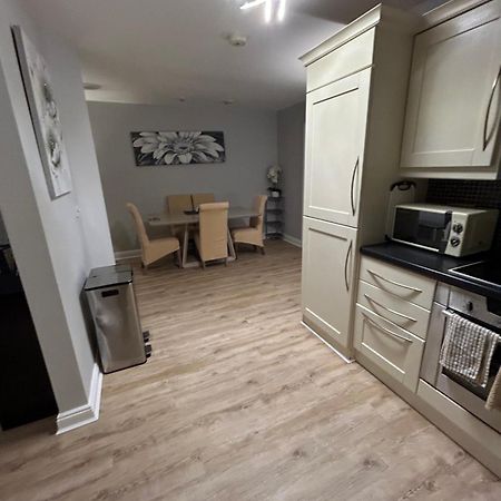 קורק Castlejane Apartment מראה חיצוני תמונה