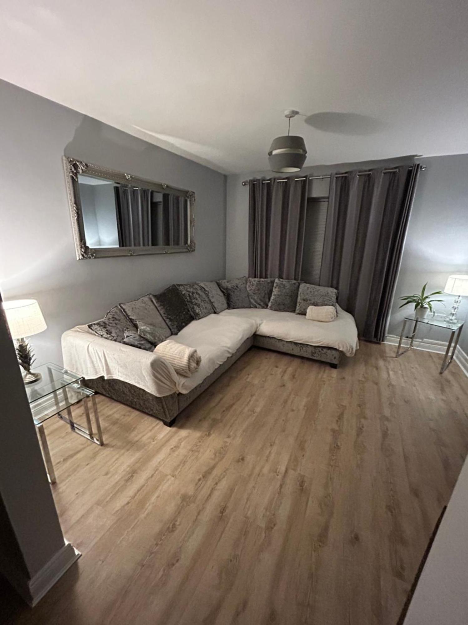 קורק Castlejane Apartment מראה חיצוני תמונה